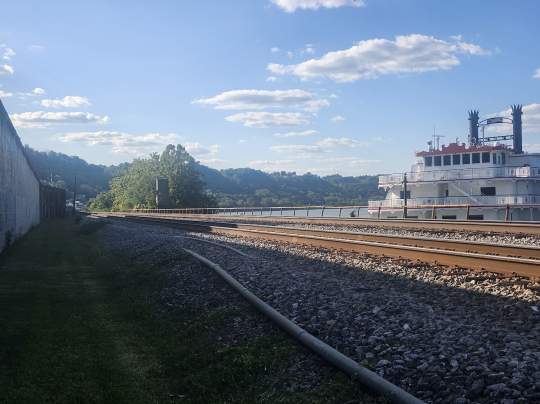 American Heritage riverboat 9